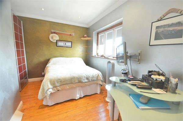Glenmere Avenue, Mill Hill, NW7